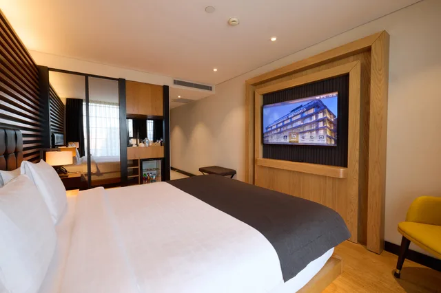 French, Deluxe, Sea View، METROPOLITAN HOTELS BOSPHORUS 1/17