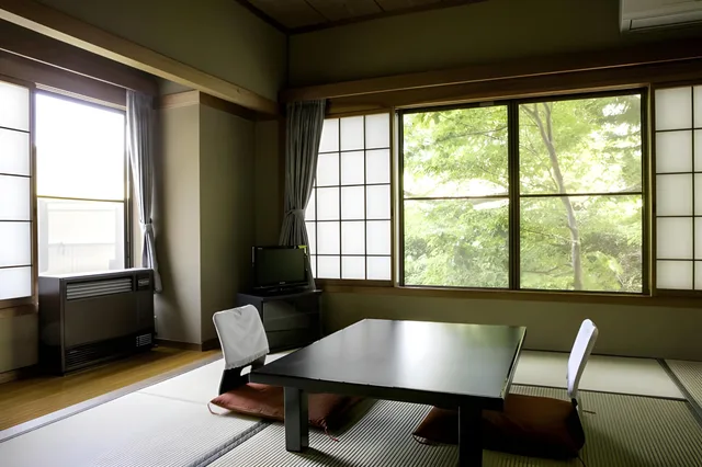 غرفة يابانية بحمام مشترك، Ryokan Warabino 1/2