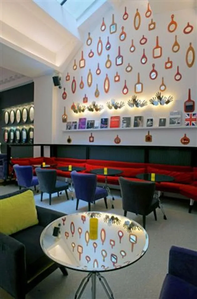 غرفة مفردة بسرير مزدوج، Hotel Du Triangle D Or 2/2