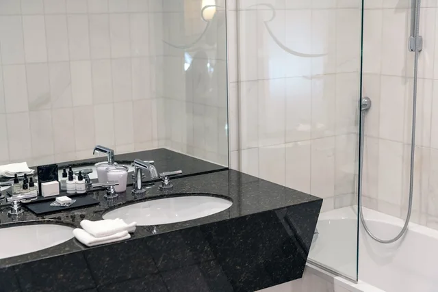 غرفة كلاسيكية بسرير كوين، Hotel & Spa Regent Petite France 5/6