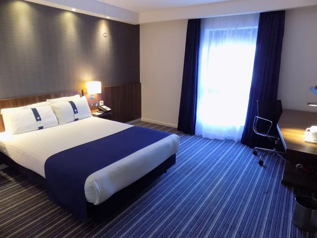 غرفة قياسية بسرير مزدوج لذوي الإعاقة، Holiday Inn Express Dunstable 1/3