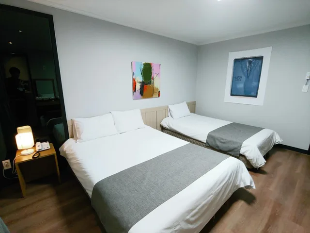 Standard, Triple, HOTEL TONG YEONDONG JEJU 3/10