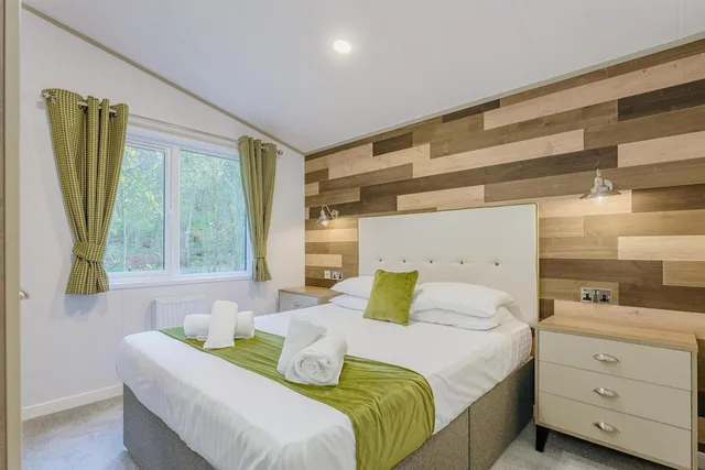 غرفة قياسية بأربعة أسرّة وسريرين مزدوجين بمطبخ، Best Western Plus Kenwick Park Hotel 1/8
