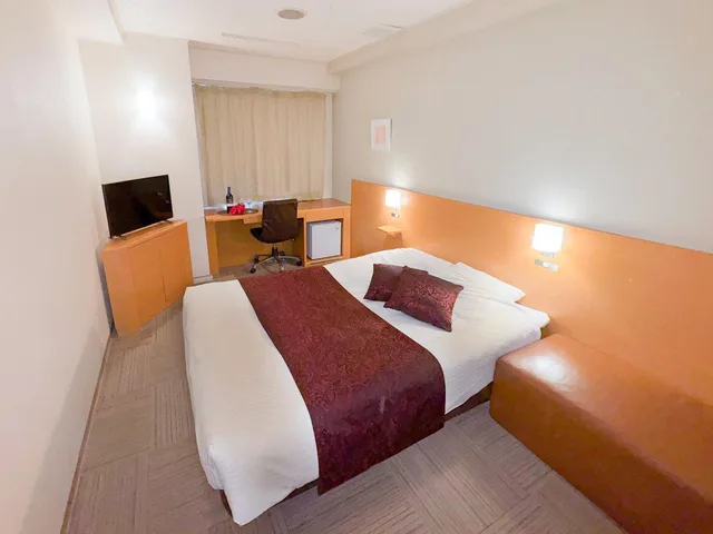 غرفة قياسية بسرير مزدوج بحوض استحمام، Hotel Sherwood 1/1