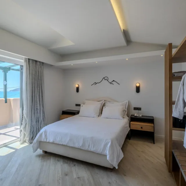 جناح ديلوكس بإطلالة على البحر، Mediterranean Beach Resort 1/10