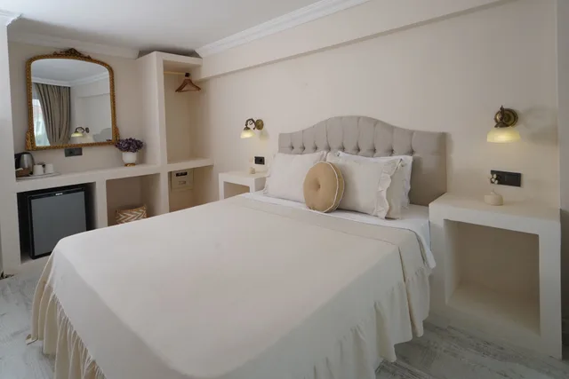 غرفة قياسية بسرير كوين، Cunda Dalyan Otel 5/7