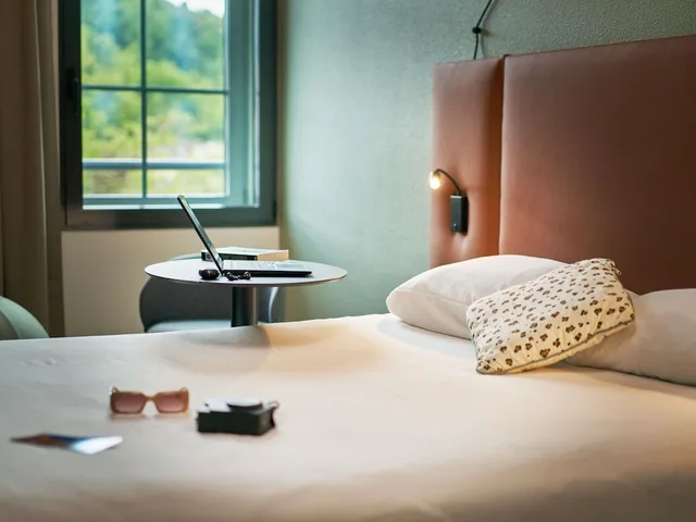 غرفة بسرير مزدوج وسرير فردي، Ibis Sarlat 7/10