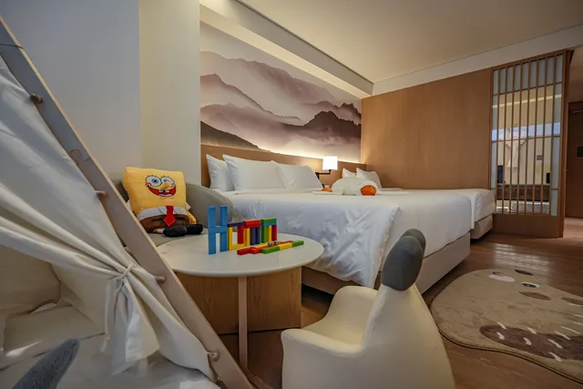 Kids Family, Deluxe, 1 Queen and 1 Single Bed, Annex, Homm Marina Sokcho 2/4
