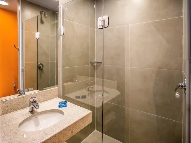 غرفة بسريرين منفصلين، ibis budget Uberlandia 2/5