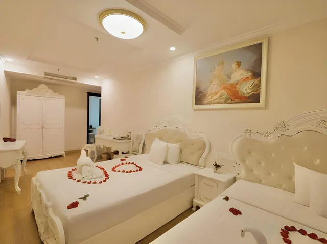 غرفة ديلوكس بسريرين منفصلين بإطلالة على البحر، Tuyet Son Hotel 3/3