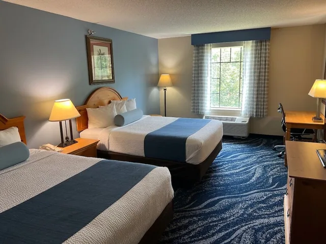 غرفة بريميوم بسريرين كوين، The Lodge On Lake Oconee 1/1