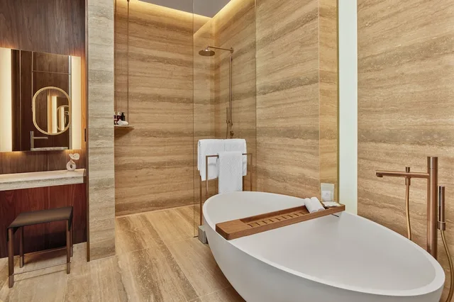غرفة ديلوكس بسرير مزدوج بإطلالة على البحر بشرفة، The St. Regis Kanai Resort, Riviera Maya 4/7