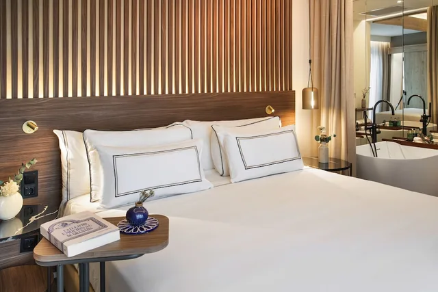 2 Bedrooms, Master, the Level, Suite, 2 King Beds، Melia Granada 4/5