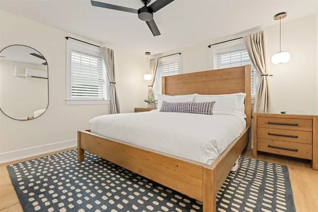 جناح بريميير بسرير كينج، Surrey Beach House 1/4