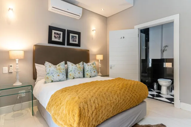 غرفة بسرير مزدوج بشرفة، Long Street Boutique Hotel 3/10
