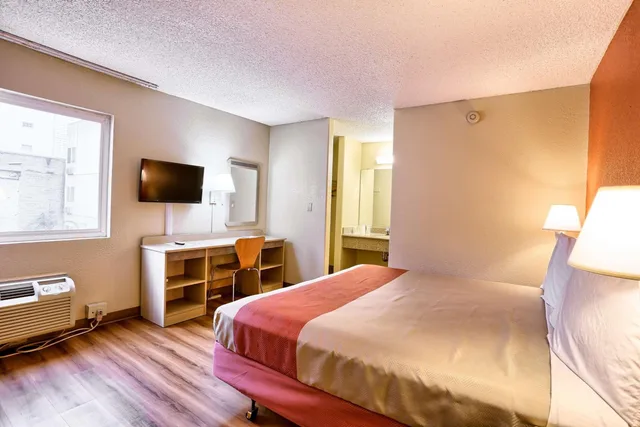غرفة بسرير كينج، Cathedral Hill Hotel 7/10