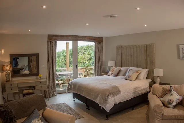 Garden, King Bed، Bridleway Bed And Breakfast 1/10