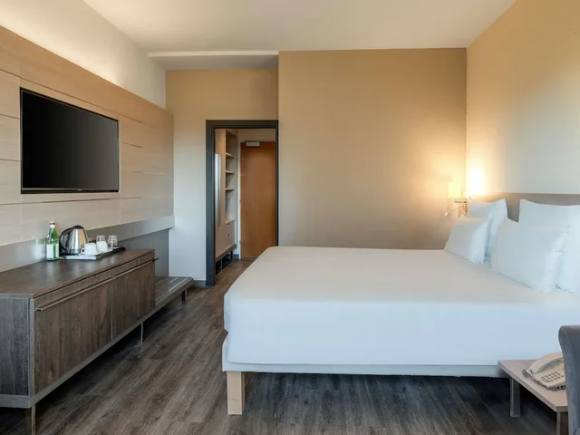 غرفة سوبيريور بسريرين منفصلين، NOVOTEL BRESCIA 2 7/10