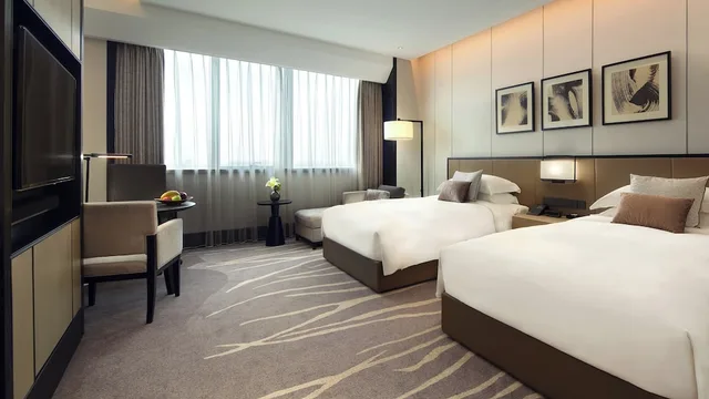 غرفة بريميوم بسريرين مزدوجين، InterContinental Shanghai Hongqiao NECC, an IHG Hotel 1/6