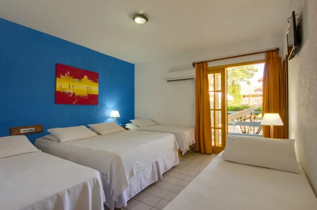 Superior, Quintuple, 1 Double and 3 Single Beds، Hotel Estalagem Porto Seguro 2/10