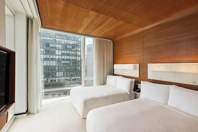 غرفة قياسية بسريرين مزدوجين، The Standard High Line 2/7