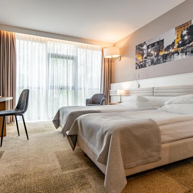 غرفة بسرير مزدوج أو سريرين منفصلين، Hotel Platan 3/10