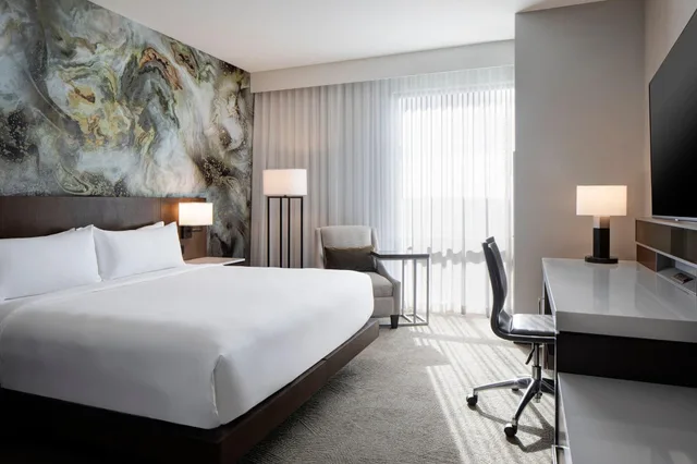 غرفة بسرير مزدوج لذوي الإعاقة، Delta Hotels by Marriott Dallas Southlake 1/4