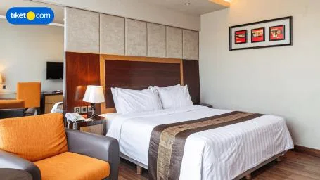 غرفة سوبيريور بسرير كينج للمدخنين، Regents Park Hotel 1/1