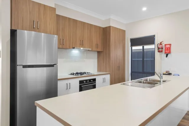 3 Bedrooms, Deluxe, House, 2 Bunk Beds, 2 Queen Beds، Discovery Parks - Goolwa 3/6