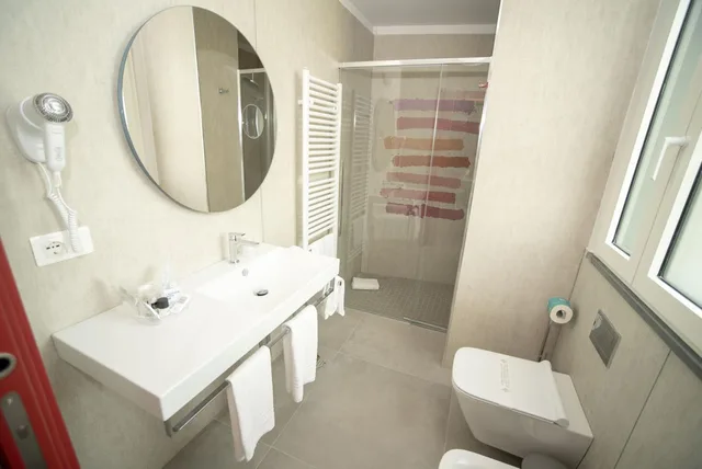 جناح جونيور، Malavoglia Inn 9/10