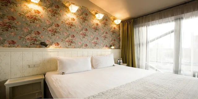 Superior, Twin Beds, Promenade Hotel 2/9
