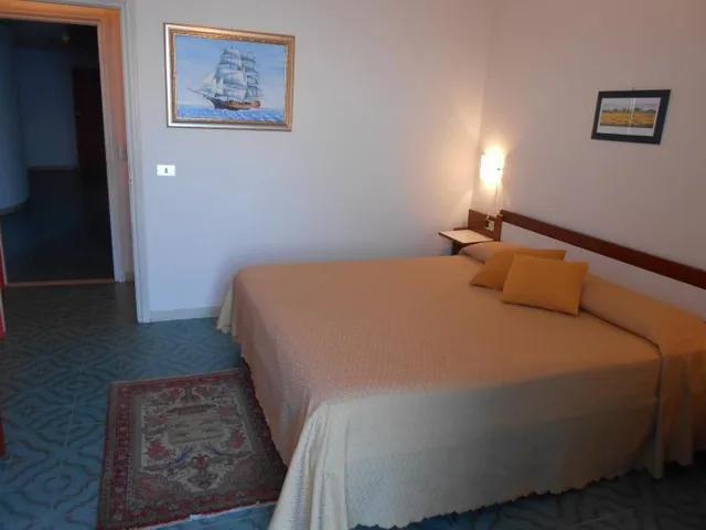 غرفة قياسية بسريرين مزدوجين، Hotel Vittoria 1/1