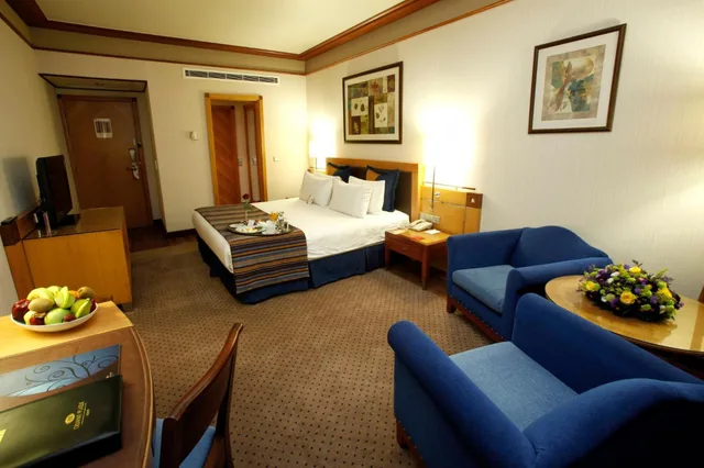 غرفة ركنية، Crowne Plaza Hotel Beirut 7/8
