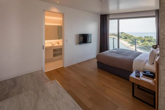 جناح بسرير كينج بشرفة، Nest Hotel Incheon 1/3