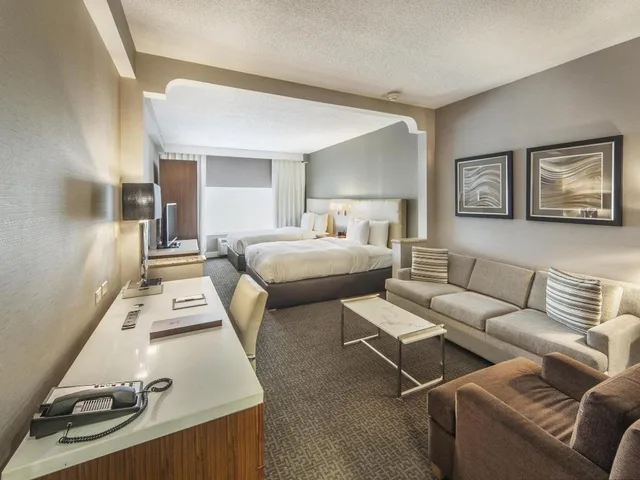 استوديو بسريرين كوين لذوي الإعاقة، Doubletree By Hilton Hotel Nanuet 1/1