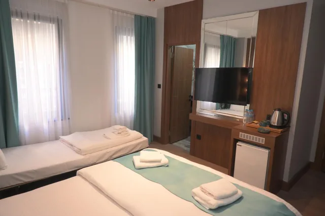 غرفة قياسية بسرير مزدوج، Grand Rue Hotel 5/10