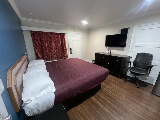 غرفة ديلوكس بسرير كينج، Harris Motel 2/10