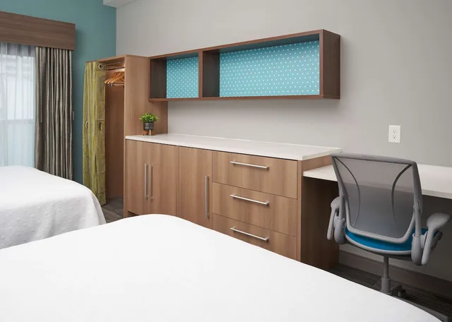جناح بسريرين كوين بإطلالة على البحر لذوي الإعاقة، Home2 Suites by Hilton Pompano Beach Pier 1/3