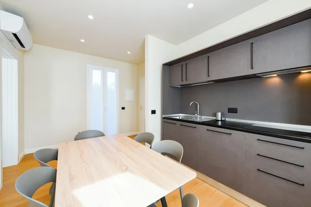 Apartment, 1 Queen and 1 Single Bed, Convertible Double Bed, Kitchenette, Annex، Best Western Hotel Arya 9/10