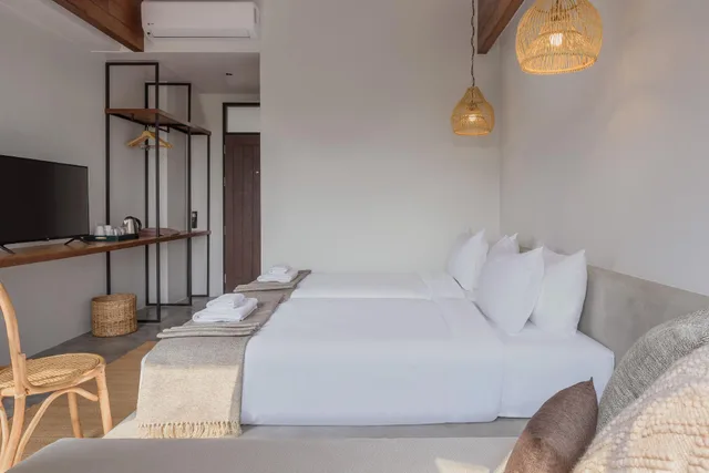 Design, 2 Double Beds، The Motifs Eco Hotel 2/2