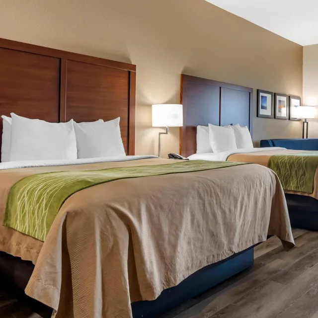 Suite, Queen Bed, Comfort Inn & Suites Fort Walton Beach - Destin West 1/2