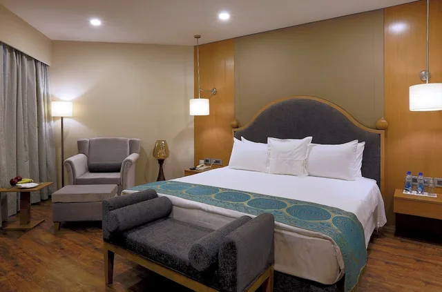 جناح ديلوكس بسرير كوين بإطلالة على الحديقة، Welcomhotel Rama International 2/3