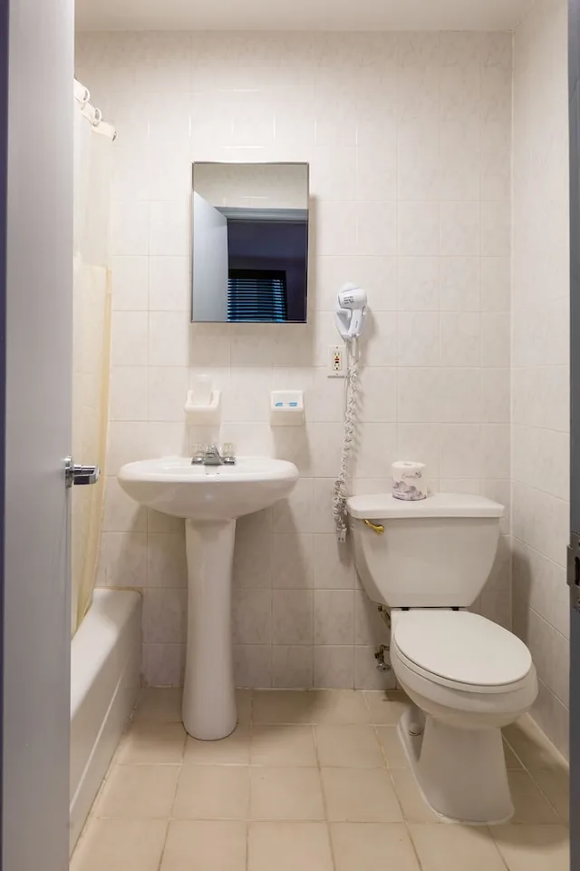 غرفة قياسية بسرير كينج، Hotel St James 8/9