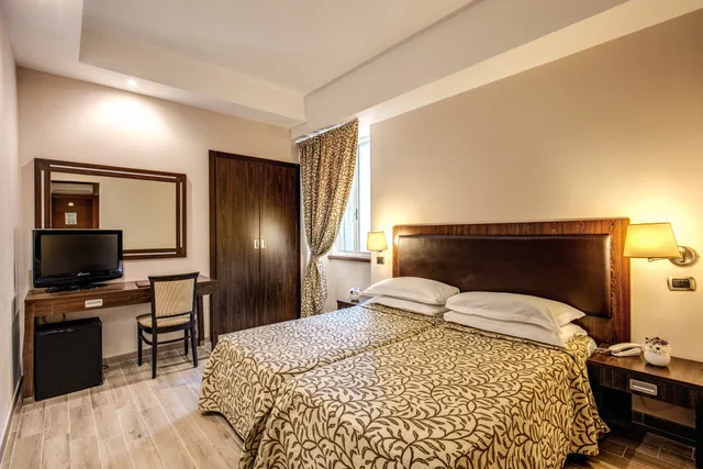 غرفة قياسية بسريرين منفصلين، Hotel Villafranca 1/7
