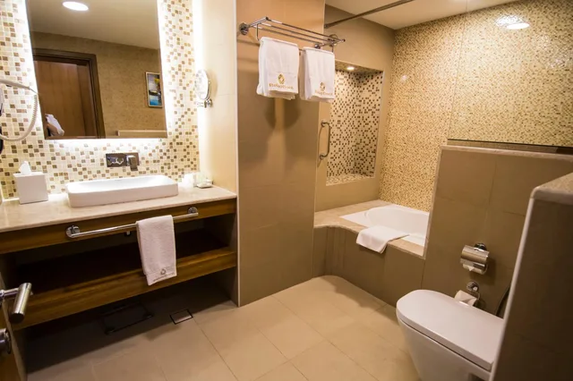 Super, Deluxe، Belad Bont Resort 6/7