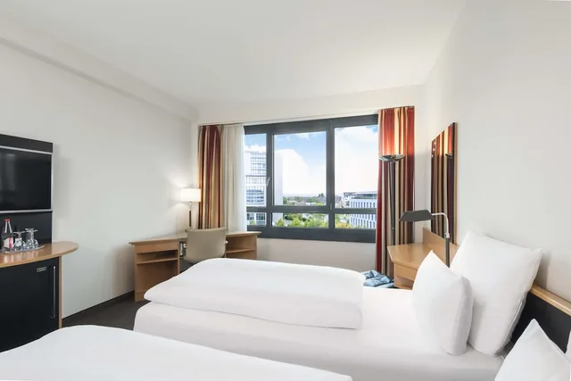 غرفة قياسية بإطلالة، Nh Düsseldorf City 1/5