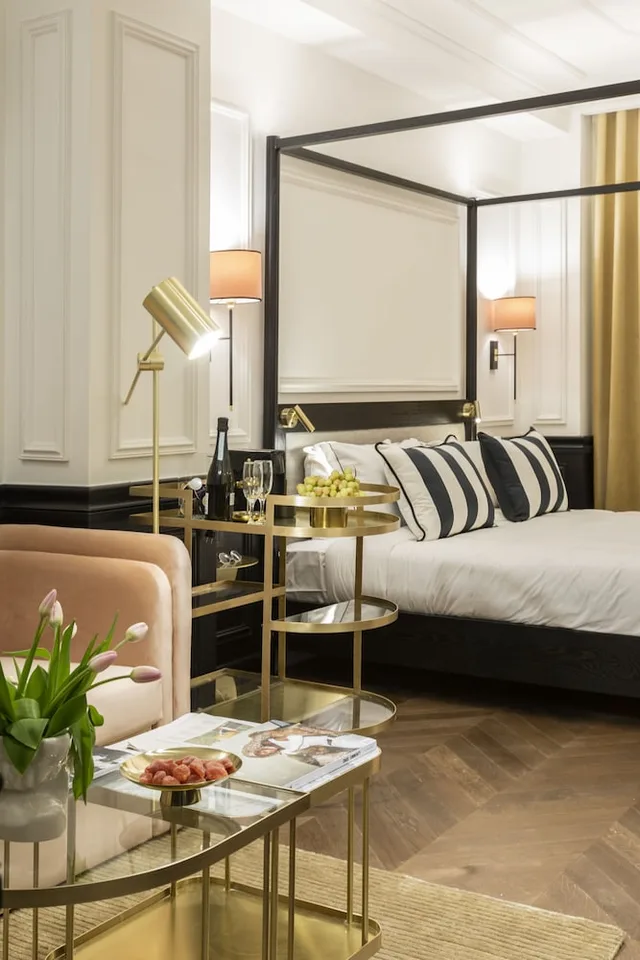 غرفة ديلوكس بسرير كينج، Villa Brown Ermou, a member of Brown Hotels 1/10
