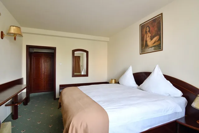شقة، Hotel Delta 3 1/4