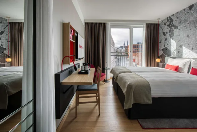 Superior, Single, IntercityHotel Wiesbaden 2/4