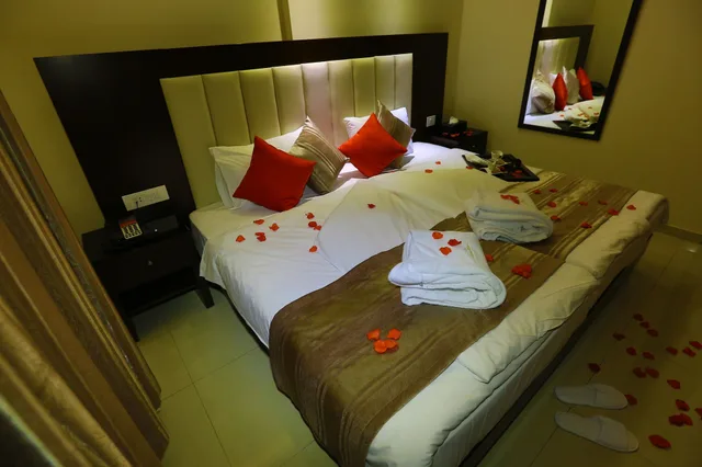 2 Bedrooms, Suite, King and Queen Bed, Jounieh Suites Boutique Hotel Jounieh 7/10